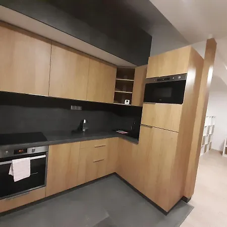 Entrez Bastova - Centre Gasthuis