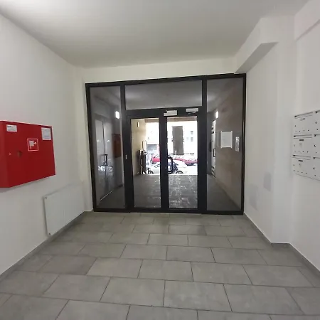 Entrez Bastova - Centre Gasthuis 4*