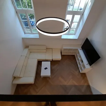 Casa de hóspedes Entrez Baštová - Centre 4*