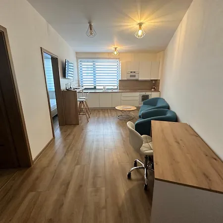 Gasthuis Entrez Bastova - Centre