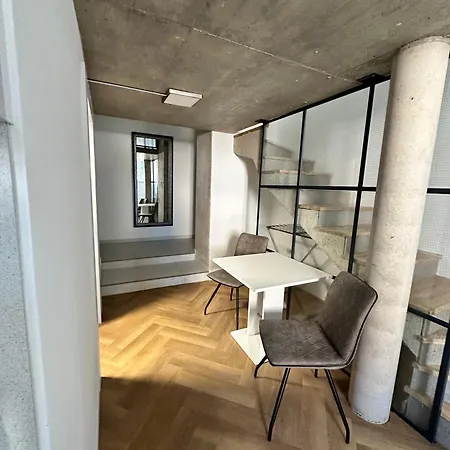 Casa de hóspedes Entrez Baštová - Centre 4*