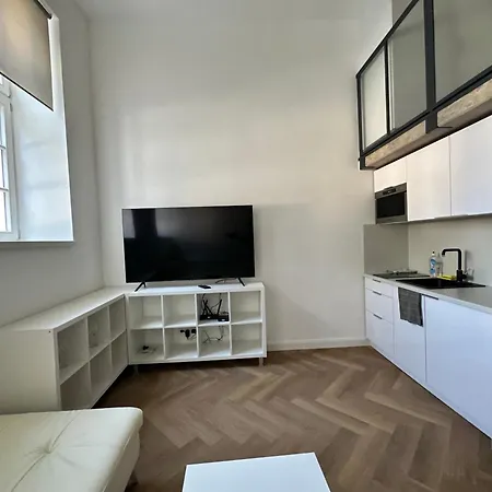 Entrez Bastova - Centre Gasthuis Košice