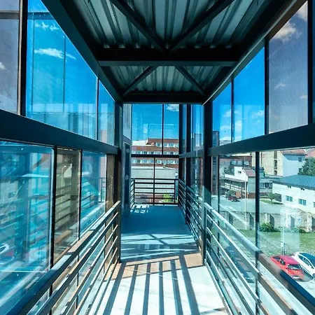 Gasthuis Entrez Bastova - Centre 4*